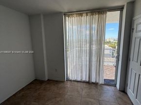 900 SW 8th St 904, Miami FL 33130