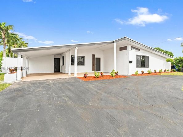 7731 Farragut St, Hollywood FL 33024