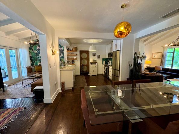 660 NE 72nd St, Miami FL 33138