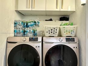 660 NE 72nd St, Miami FL 33138