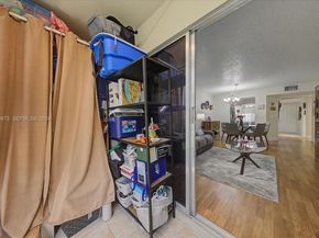 1600 SW 127th Way 102C, Pembroke Pines FL 33027