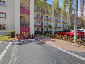 1600 SW 127th Way 102C, Pembroke Pines FL 33027
