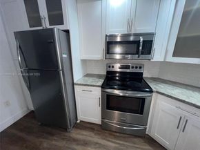 8831 SW 130th Pl 106, Miami FL 33186