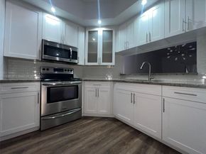 8831 SW 130th Pl 106, Miami FL 33186