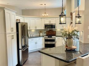 4370 NW 62nd Ter, Coral Springs FL 33067