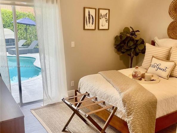 4370 NW 62nd Ter, Coral Springs FL 33067