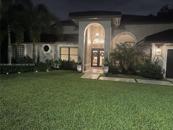 4370 NW 62nd Ter, Coral Springs FL 33067