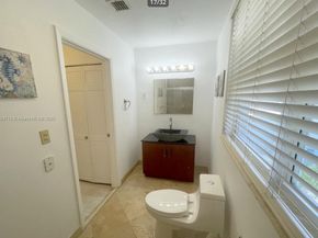 326 Harrison St 303A, Hollywood FL 33019