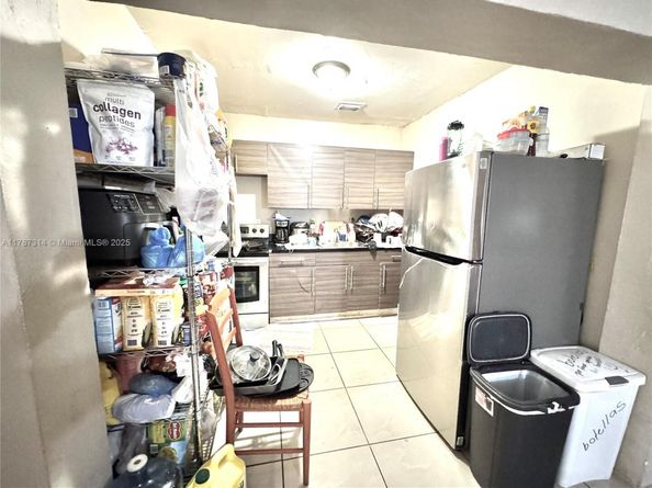 6400 NW 1st Pl, Miami FL 33150