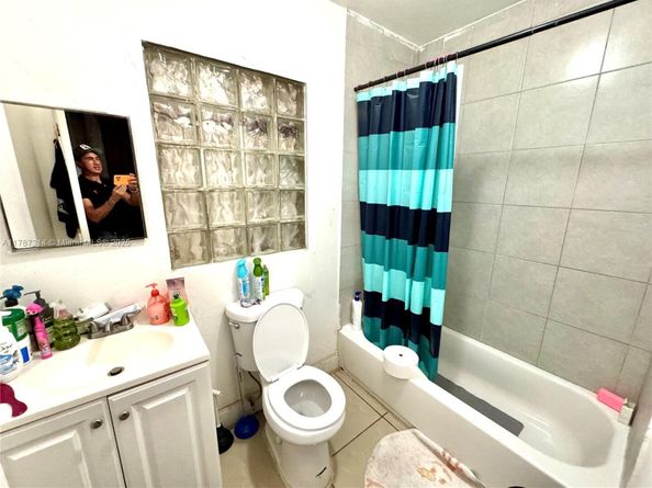 6400 NW 1st Pl, Miami FL 33150