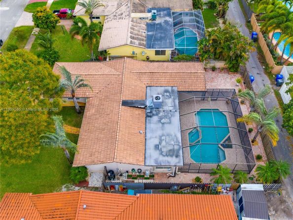 5124 Mckinley St, Hollywood FL 33021