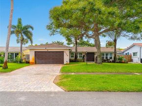 5124 Mckinley St, Hollywood FL 33021