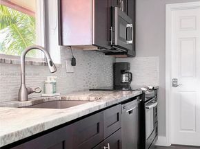 3390 SW 21st St, Fort Lauderdale FL 33312