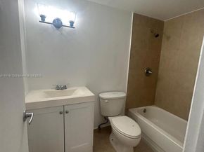 3600 NW 21st St 101, Lauderdale Lakes FL 33311