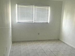 3600 NW 21st St 101, Lauderdale Lakes FL 33311