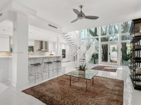 3861 Kumquat Ave, Miami FL 33133