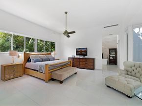 3861 Kumquat Ave, Miami FL 33133