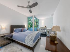 3861 Kumquat Ave, Miami FL 33133