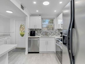 8300 Sunrise Lakes Blvd 102, Sunrise FL 33322
