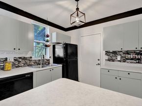 10529 NW 57th Court, Coral Springs FL 33076