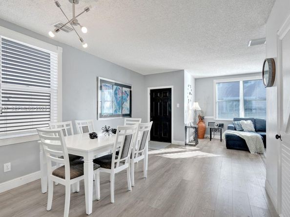 10529 NW 57th Court, Coral Springs FL 33076