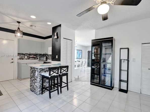 10529 NW 57th Court, Coral Springs FL 33076