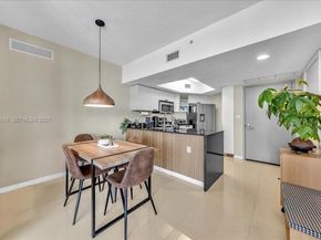 1750 N Bayshore Dr 2015, Miami FL 33132