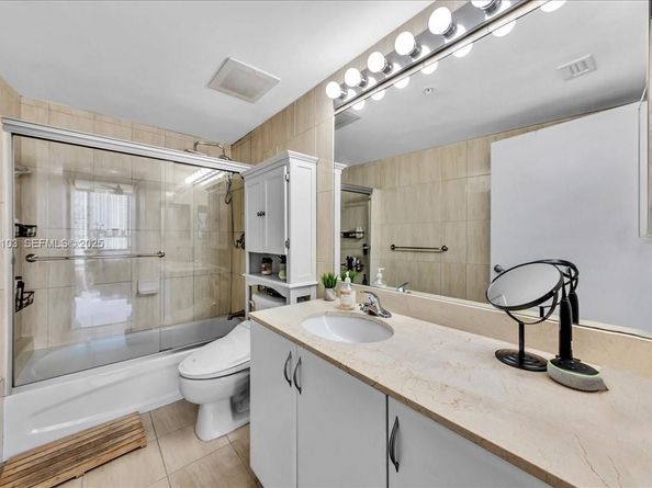 1750 N Bayshore Dr 2015, Miami FL 33132