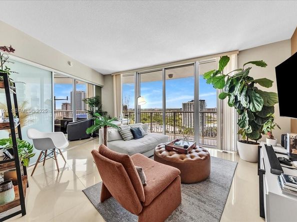 1750 N Bayshore Dr 2015, Miami FL 33132