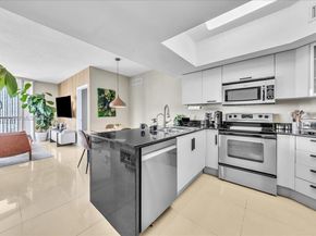 1750 N Bayshore Dr 2015, Miami FL 33132