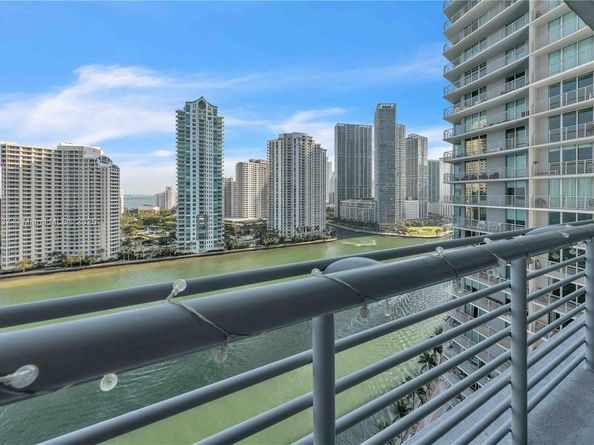 335 S Biscayne Blvd 2003, Miami FL 33131