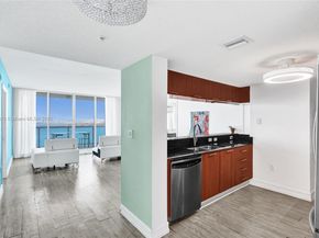1800 N Bayshore Dr 2407, Miami FL 33132