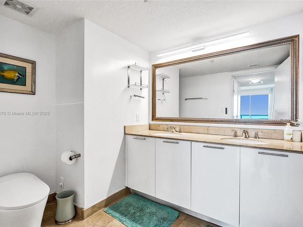 1800 N Bayshore Dr 2407, Miami FL 33132