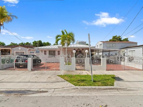 2610 SW 4th St, Miami FL 33135