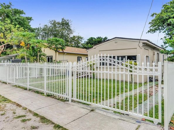 1868 NW 64th St, Miami FL 33147