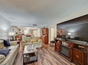 23344 Carolwood Ln 303, Boca Raton FL 33428