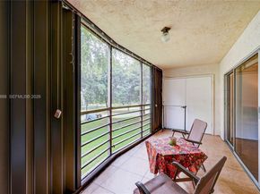 23344 Carolwood Ln 303, Boca Raton FL 33428