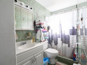 827 NW 73rd St, Miami FL 33150