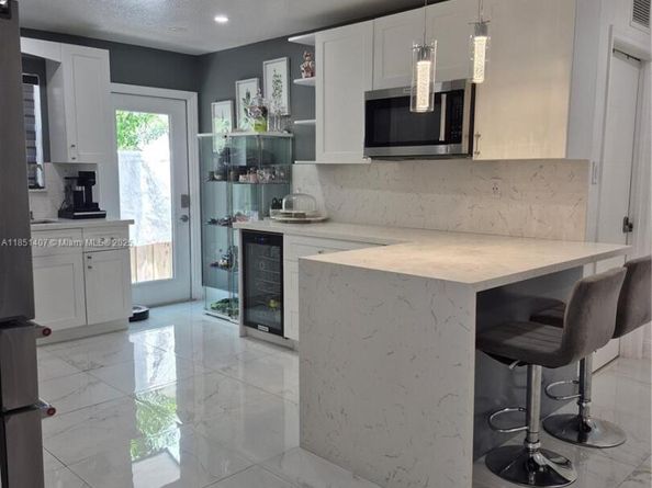 1176 NW 29th Way, Fort Lauderdale FL 33311