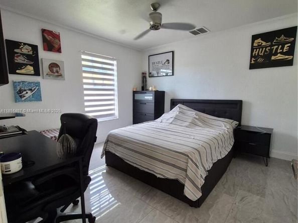 1176 NW 29th Way, Fort Lauderdale FL 33311