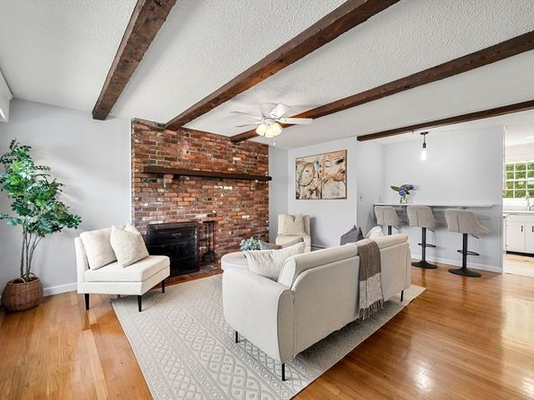 7 Bradford Court, Marblehead MA 01945