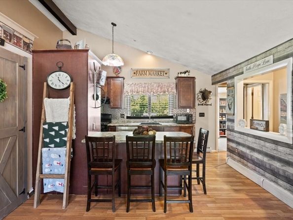 11 Longview Rd, Brockton MA 02301