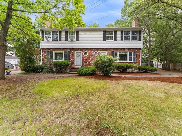 27 Quincy Ave 27, Dedham MA 02026