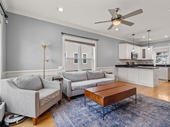 615 Adams 615, Boston MA 02122