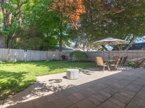 54 Ashland St, Newburyport MA 01950