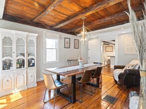54 Ashland St, Newburyport MA 01950