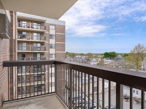 10 Williams St 55, Watertown MA 02472
