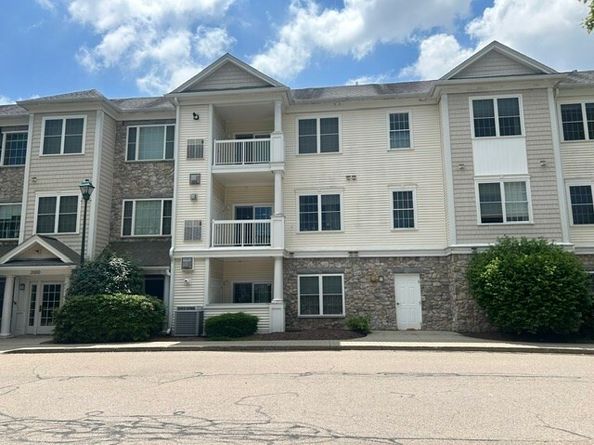 2109 Davenport Ave 2109, Canton MA 02021