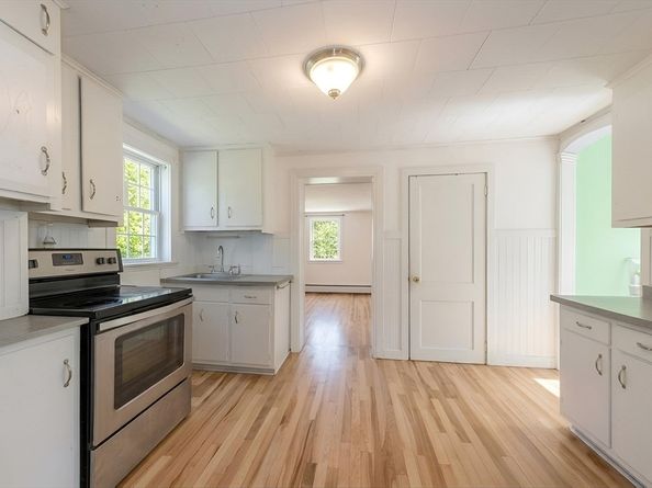 76 East Shore Road, Holbrook MA 02343