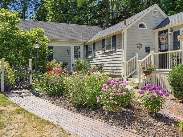 485 Main St, Hingham MA 02043